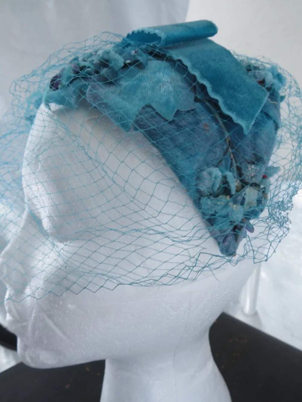 Vintage Blue Pillbox Hat Veiled Floral Fascinator Turquoise Velvet One Size OS
